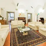 מלון Vasari
