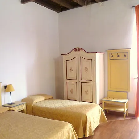 Hotell Vasari 3*