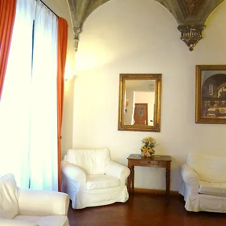 Vasari Hotel 3*