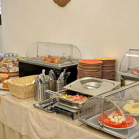 Hotell Vasari 3*
