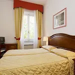 Vasari Hotel 3*