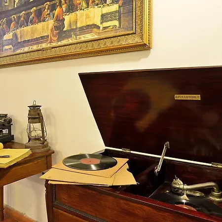 Vasari Hotel 3*